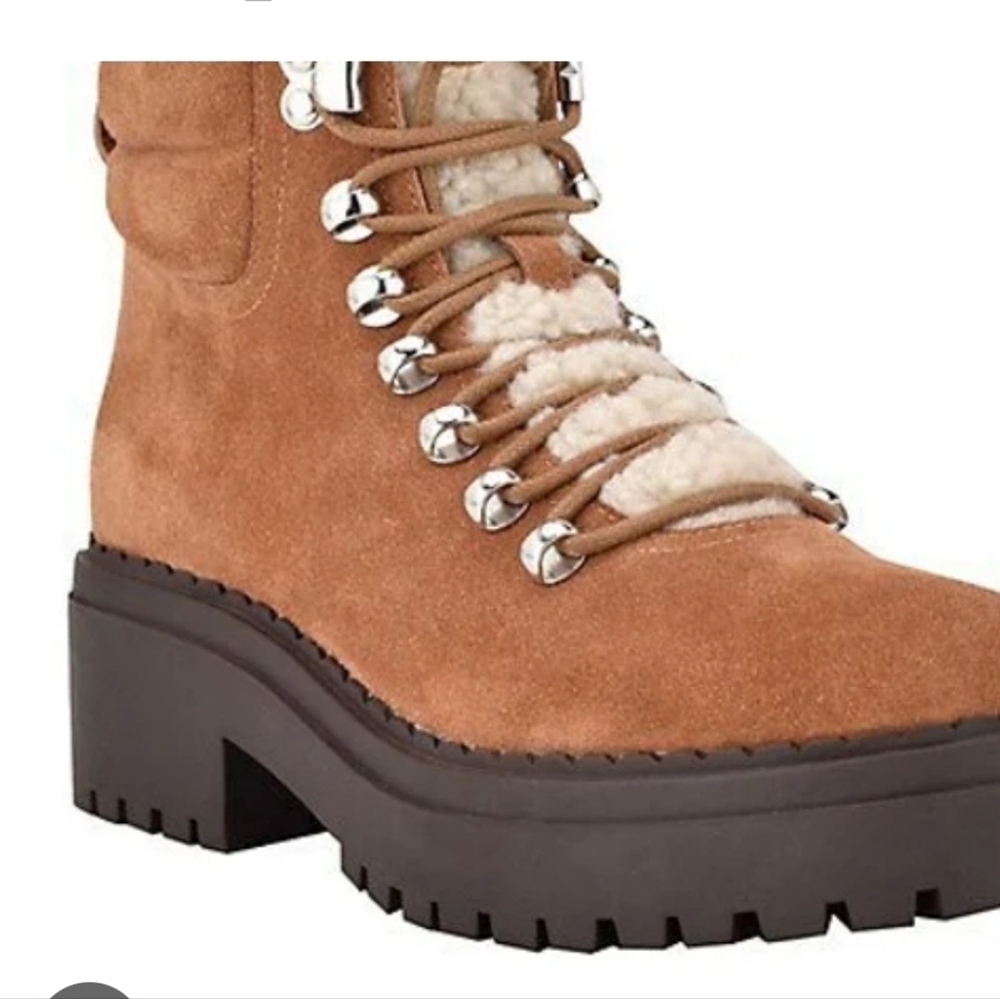 NIB Marc Fisher Nairy Lace Up Boots   Size 7.5